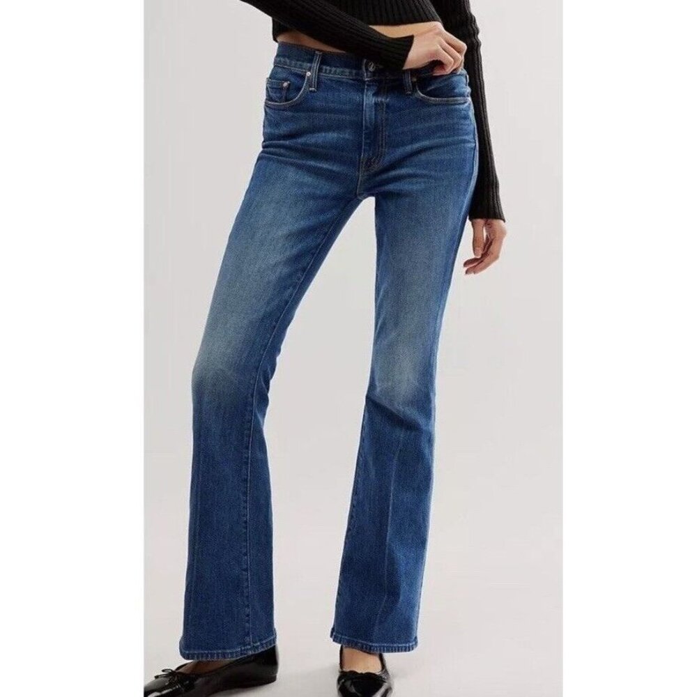 Mother sz 32 Weekender Jeans Blue It’s a Small World Mid Rise Flare Boho Preppy.